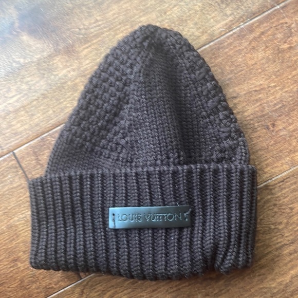 Louis Vuitton Beanie - Picture 1 of 2